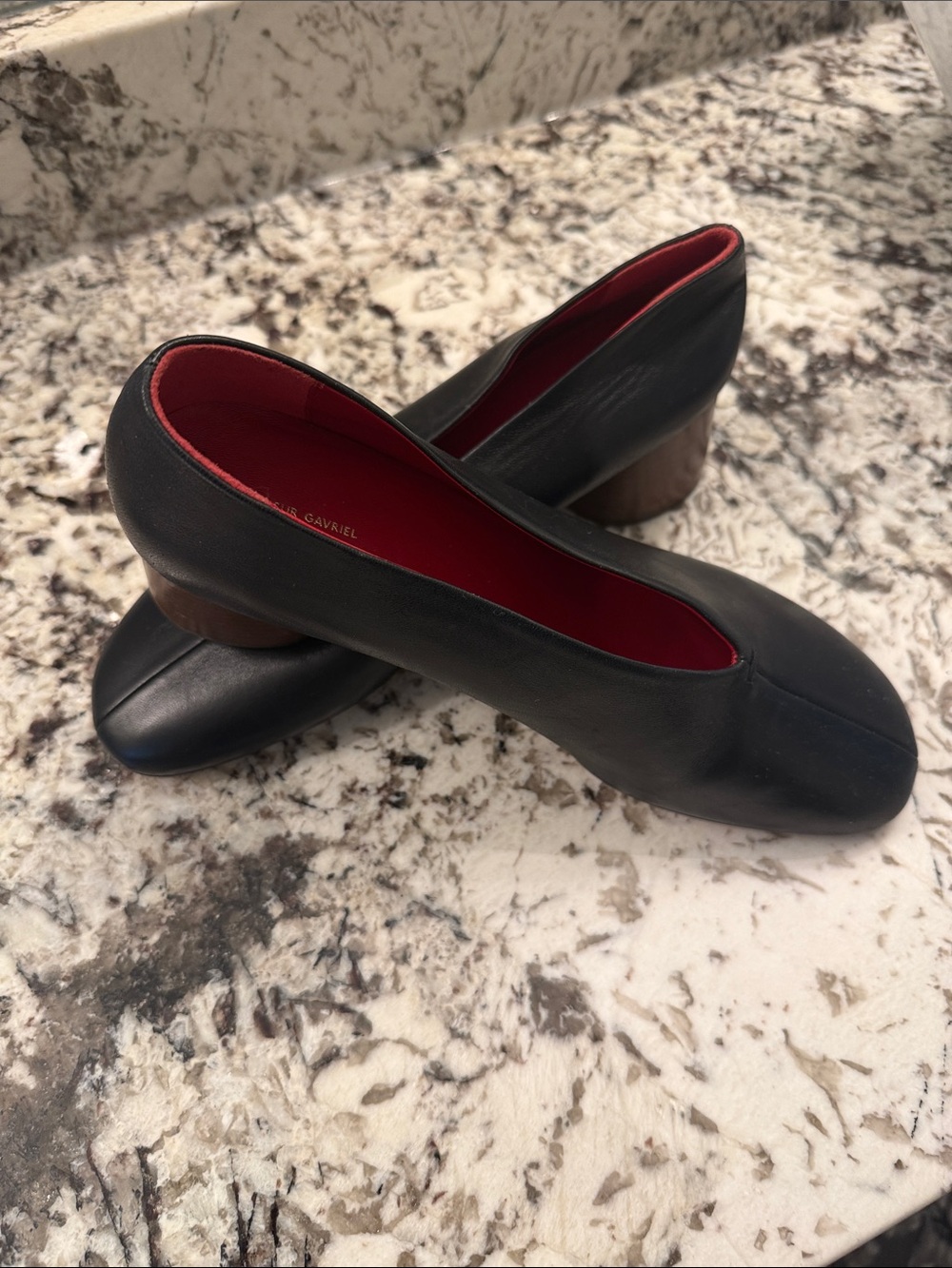 Mansur Gavriel Black Leather Pumps with Red Interior.. size 41 …Leather